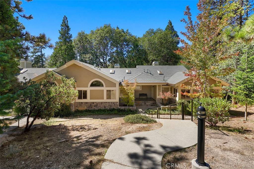Lake Arrowhead, CA 92352,27114 Sugar Pine DR