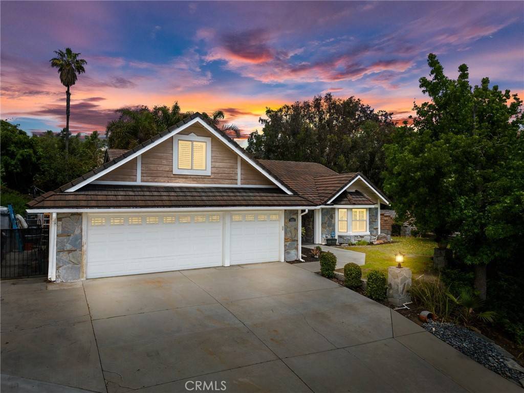 Yorba Linda, CA 92887,5825 Paseo De La Cumbre