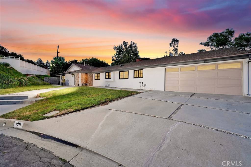 Fullerton, CA 92831,1011 Miramar PL