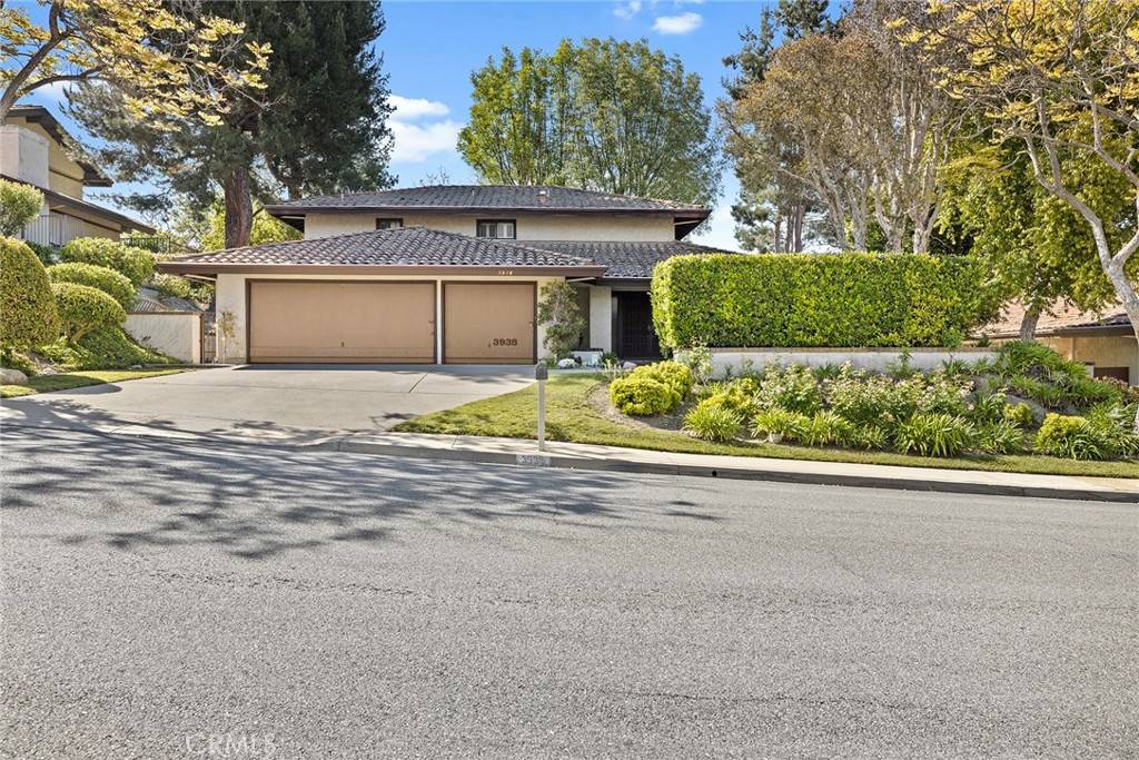 Thousand Oaks, CA 91360,3938 Corte Cancion