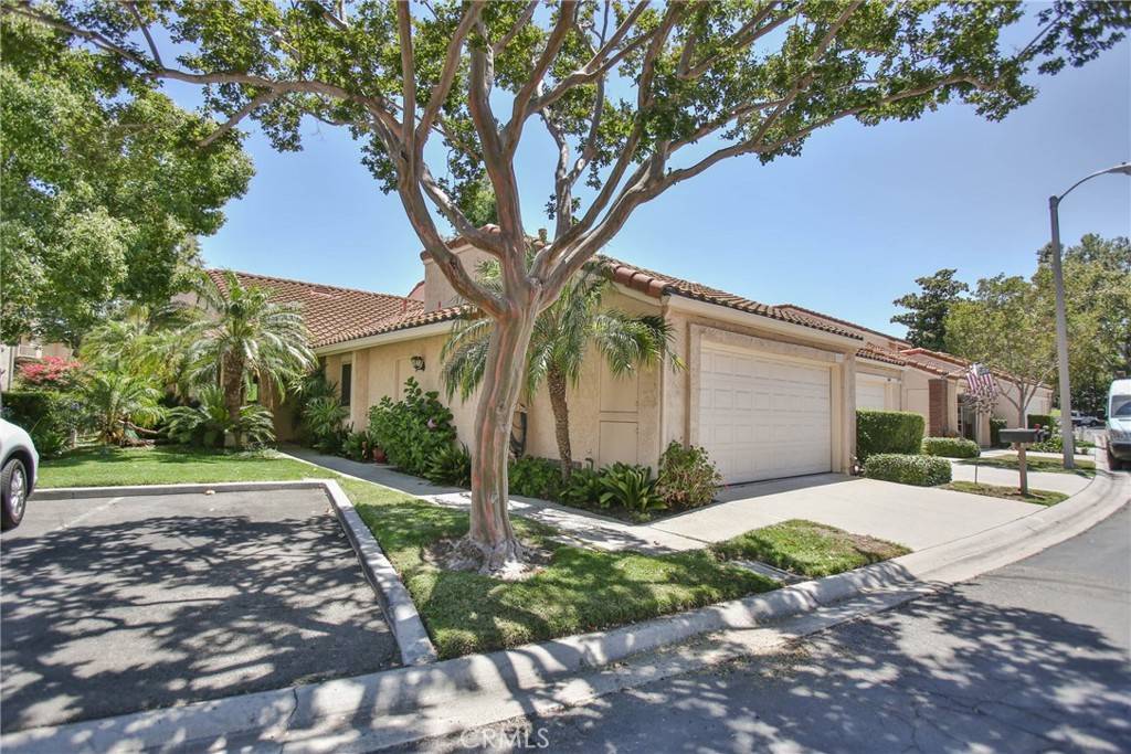 Fullerton, CA 92835,639 Colonial CIR