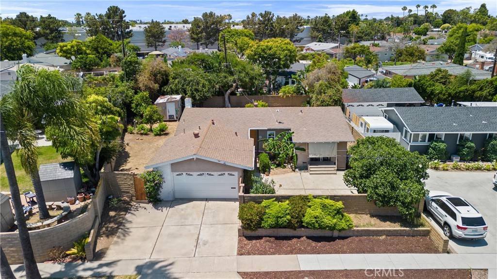 Costa Mesa, CA 92626,3057 Killybrooke LN