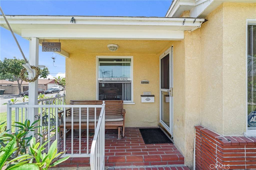 Bellflower, CA 90706,9480 Heiner ST