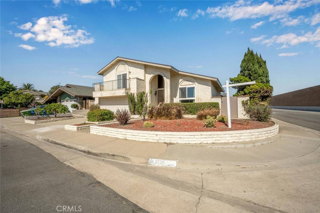 Seal Beach, CA 90740,3520 Goldenrod CIR