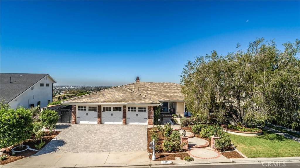 Yorba Linda, CA 92886,6031 Saddletree LN