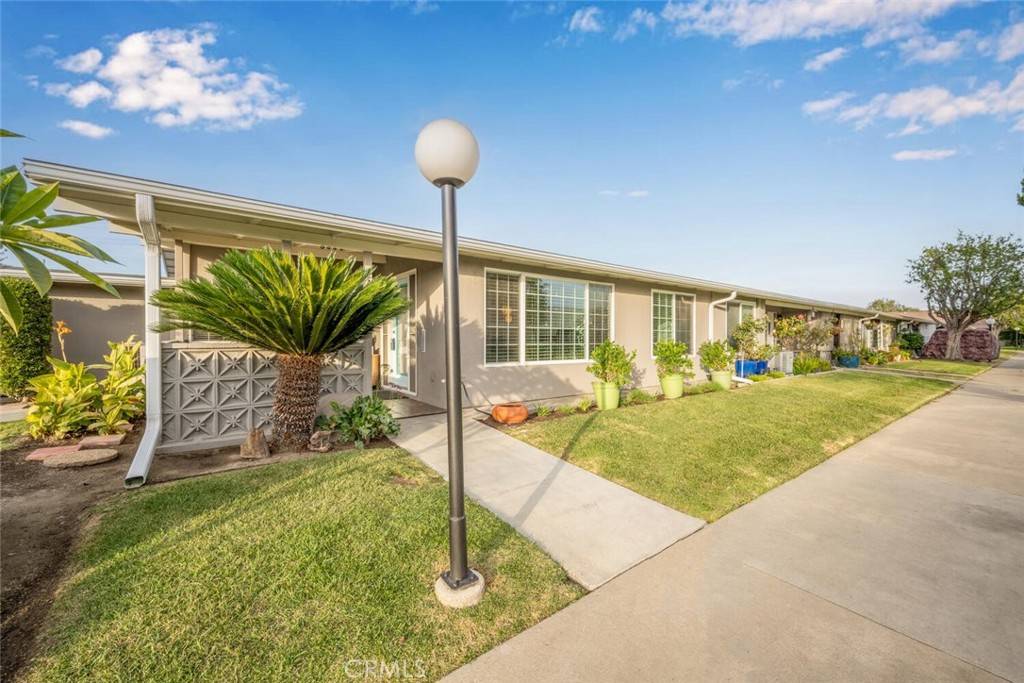 Seal Beach, CA 90740,13110 Seaview LN #245F