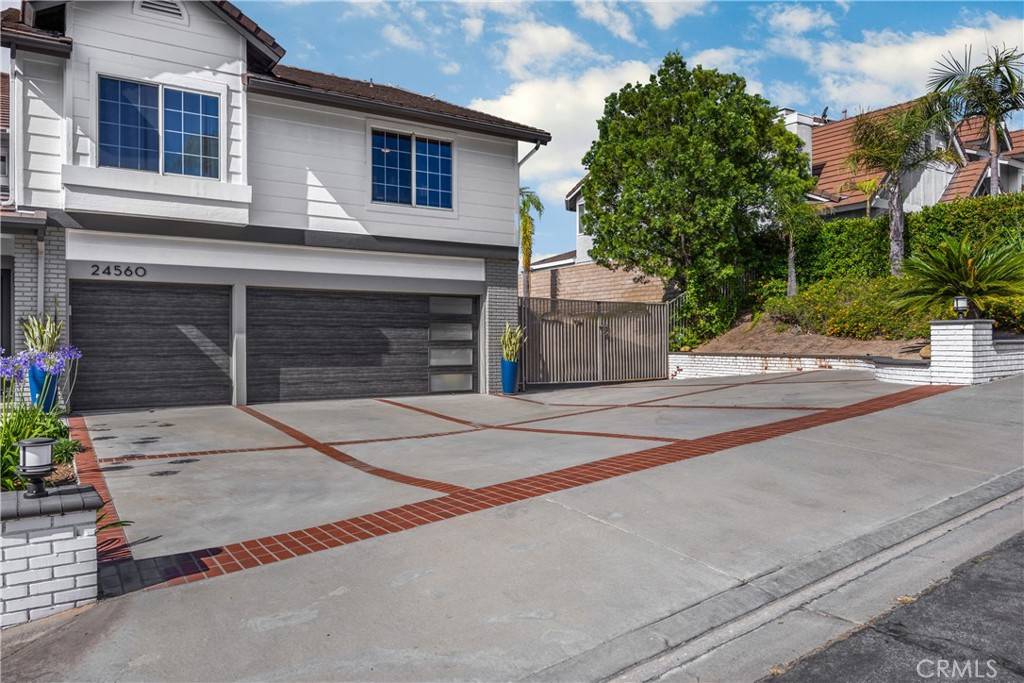 Yorba Linda, CA 92887,24560 Paseo De Toronto