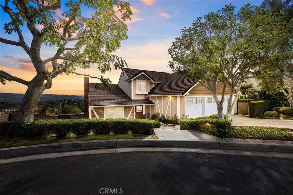 Yorba Linda, CA 92886,20800 Dogwood CIR