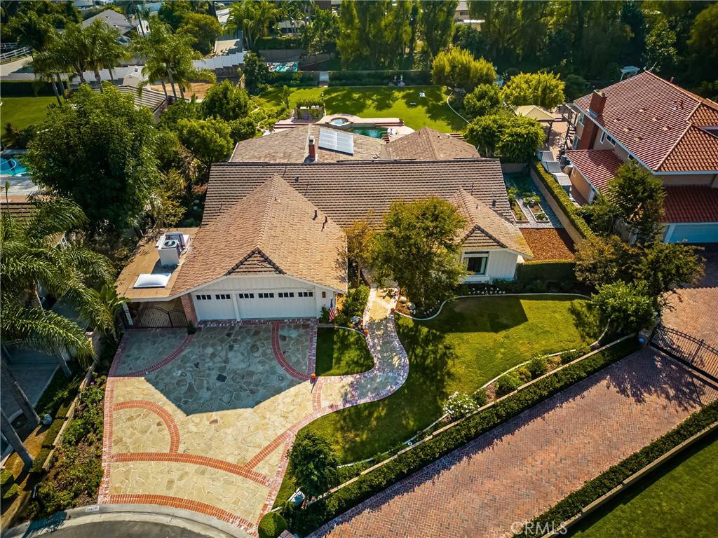 Yorba Linda, CA 92886,5461 Robin CIR