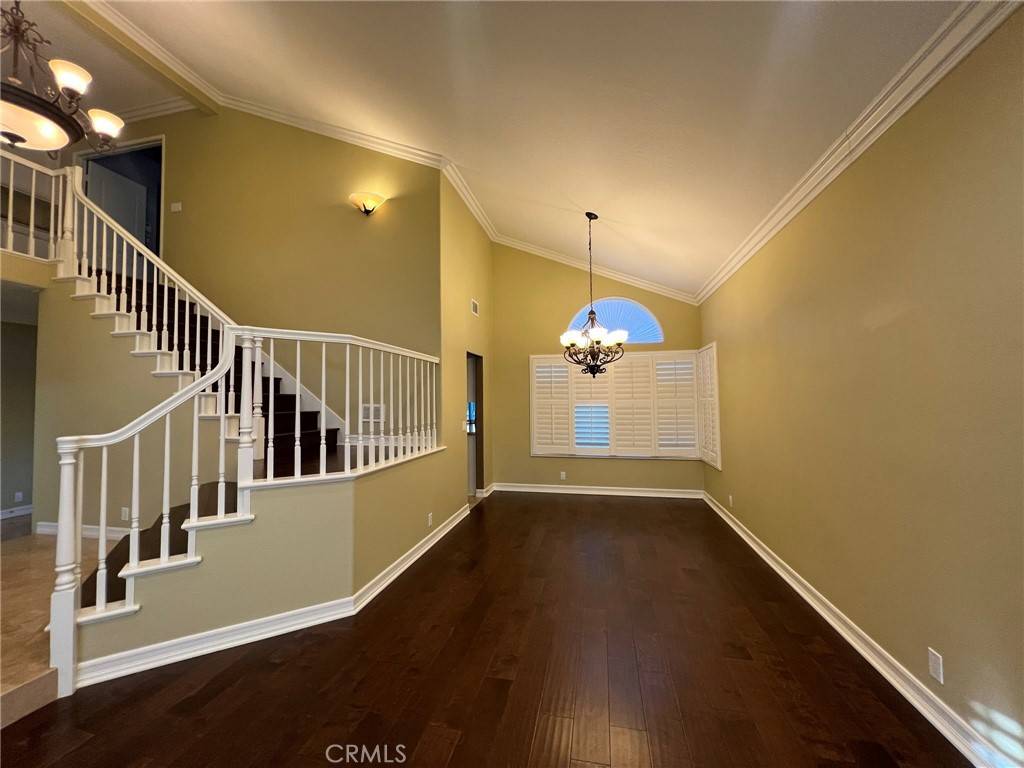 Fullerton, CA 92835,400 Morningside CIR