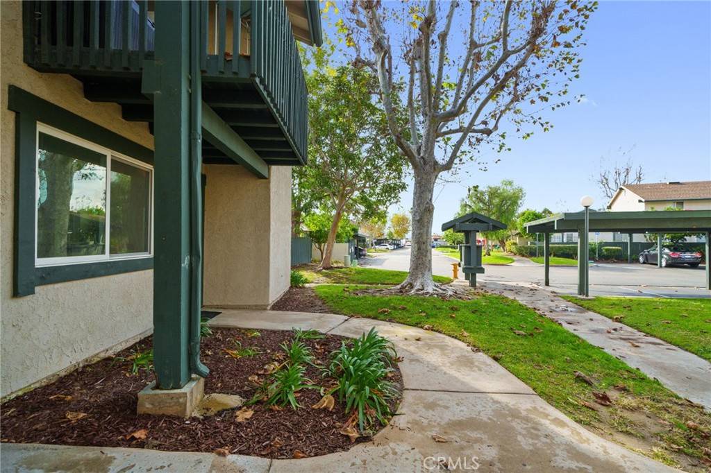 Lake Forest, CA 92630,23216 Orange AVE #3