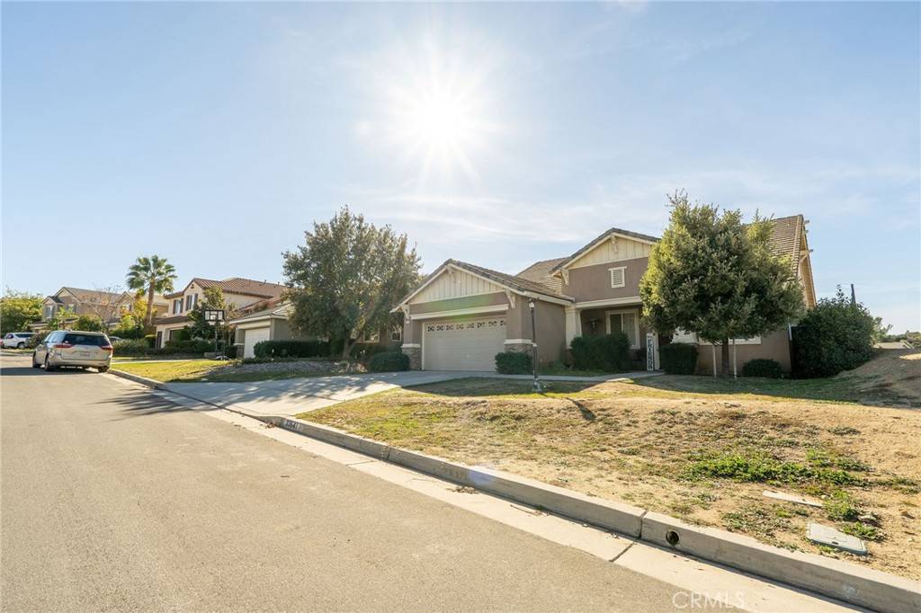 Wildomar, CA 92595,33641 Mill Pond DR