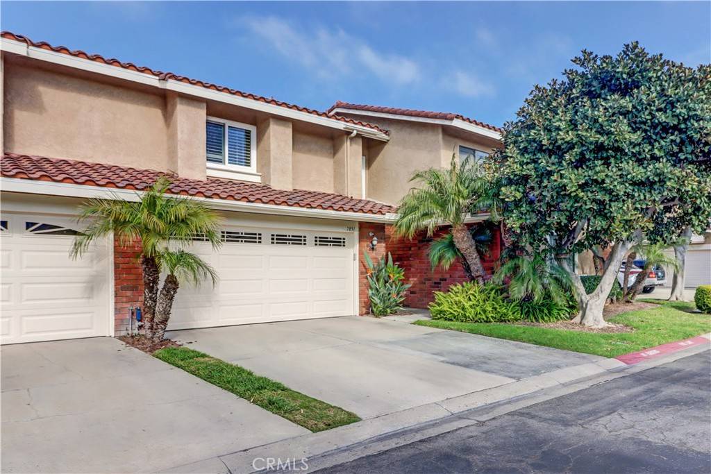 Huntington Beach, CA 92648,7891 Seawall CIR #200