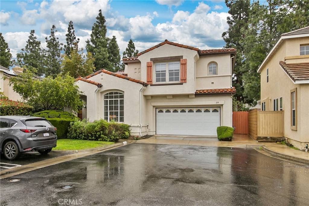 Placentia, CA 92870,218 Saint Moritz CT