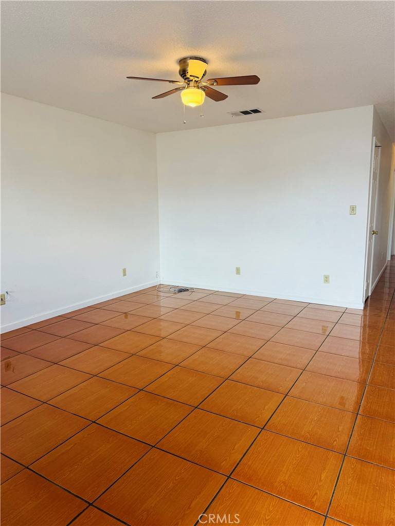 Lost Hills, CA 93249,21345 Inyo ST