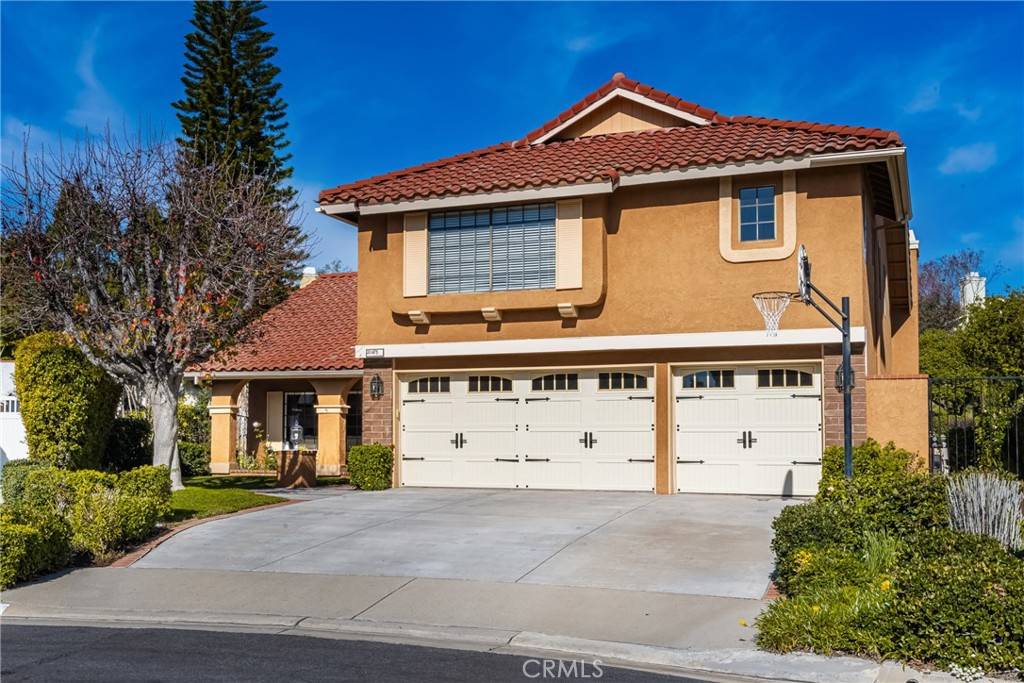 Yorba Linda, CA 92886,20475 Via Nopales