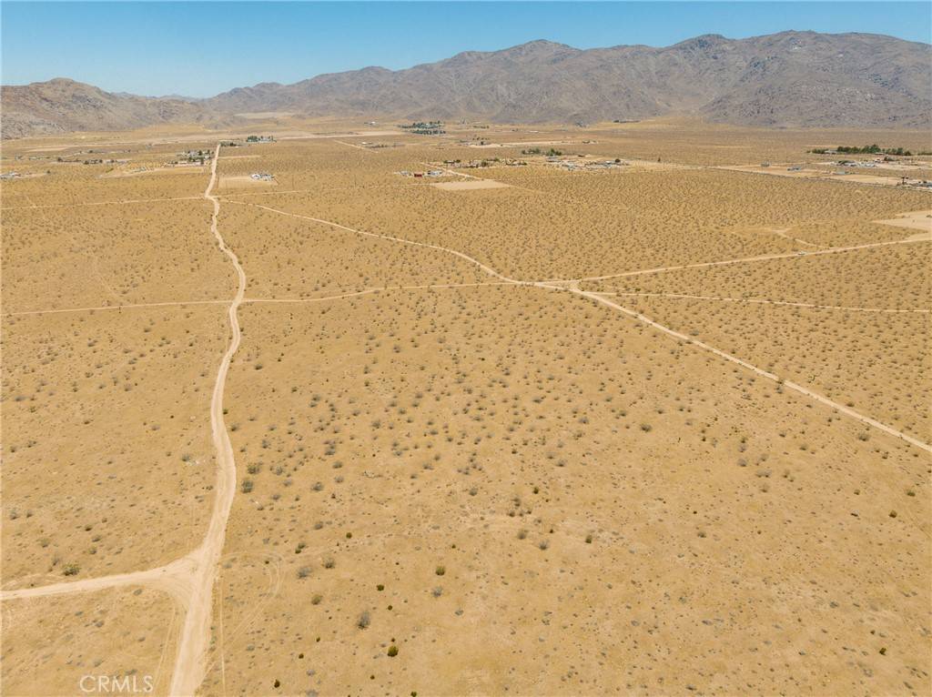 Apple Valley, CA 92308,0 Calliandra RD