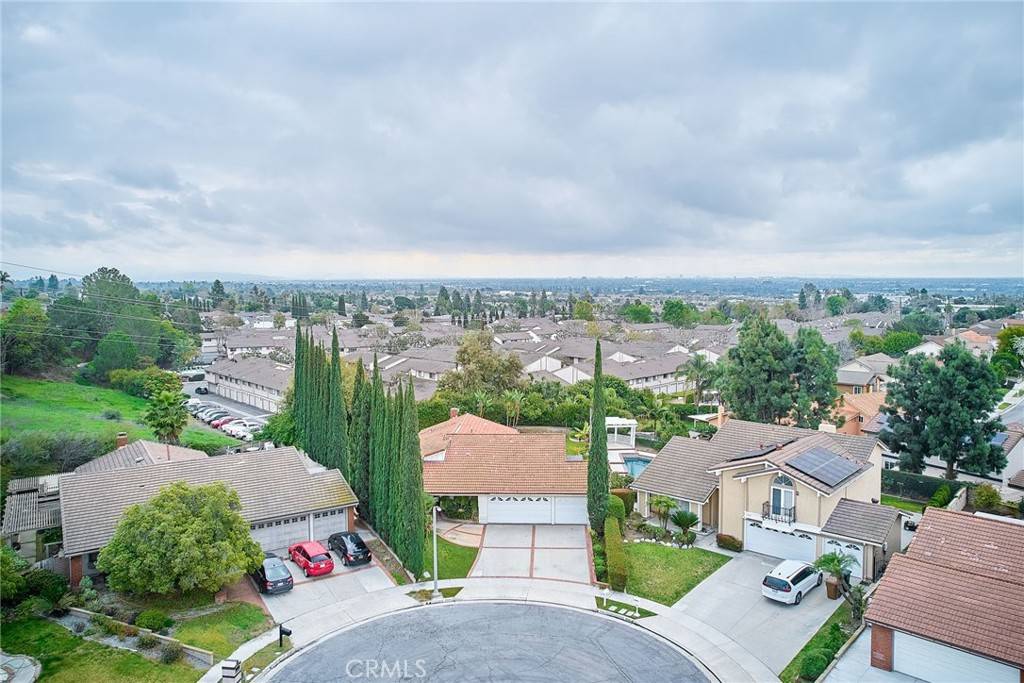 Fullerton, CA 92833,2504 Royale PL