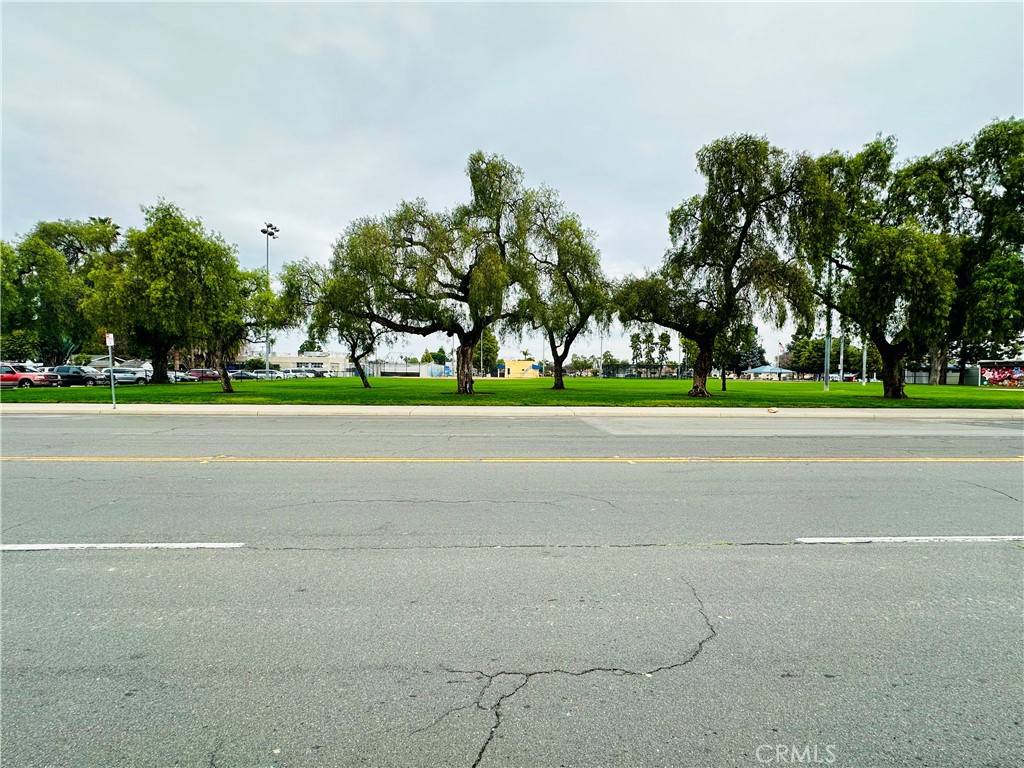 Santa Ana, CA 92703,702 N Townsend ST