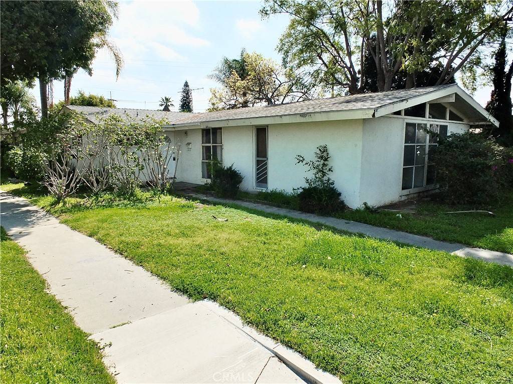 Fullerton, CA 92833,600 S Brookhurst RD