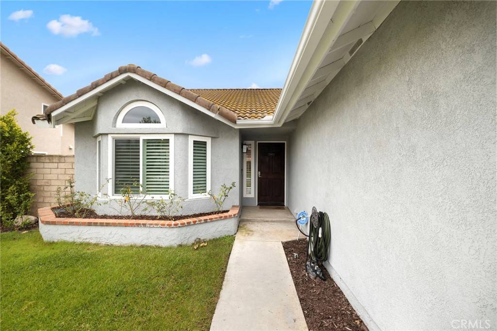 Yorba Linda, CA 92886,17270 Thicket LN