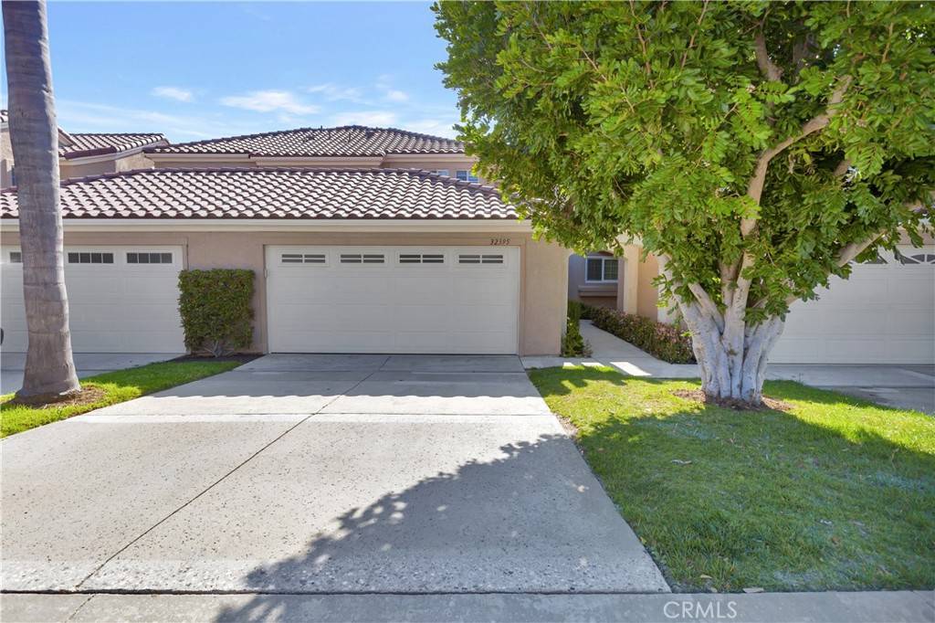 Laguna Niguel, CA 92677,32395 Outrigger WAY #22