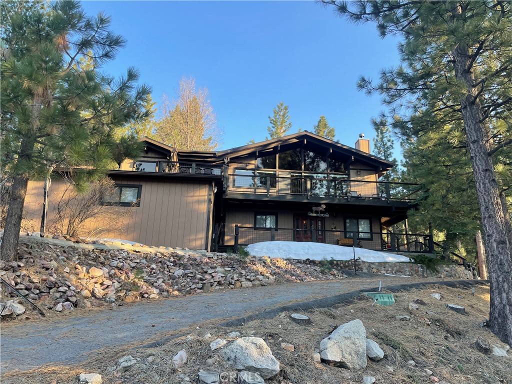 Big Bear Lake, CA 92315,752 Cove DR