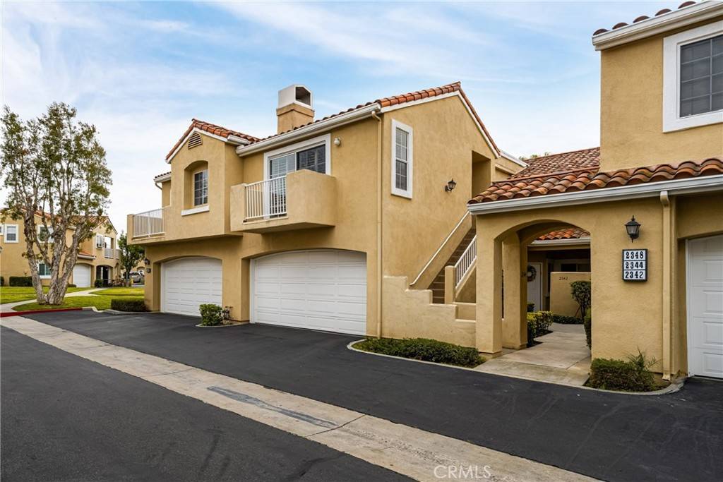 Tustin, CA 92782,2344 Paseo Circulo