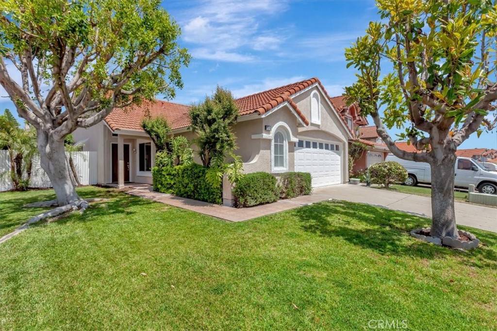 Fontana, CA 92336,7519 Honeysuckle ST