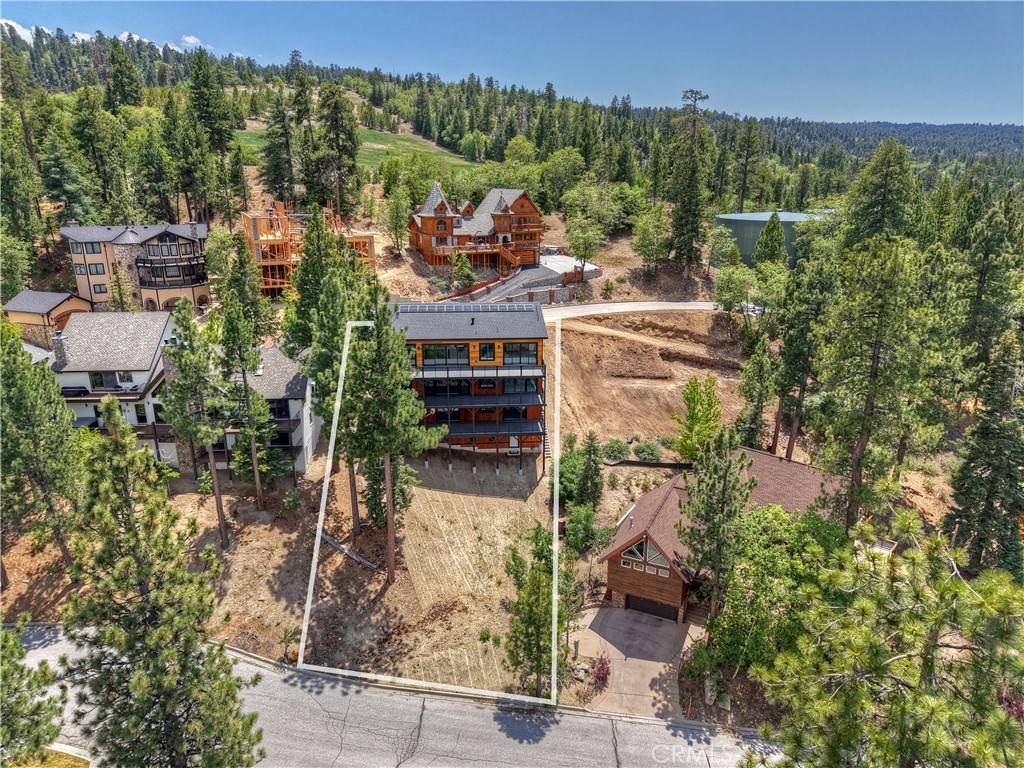 Big Bear Lake, CA 92315,40564 Ironwood RD