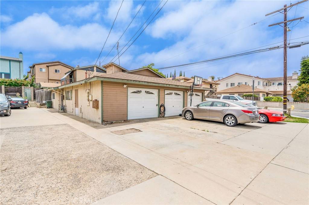 Redondo Beach, CA 90278,2500 Carnegie LN