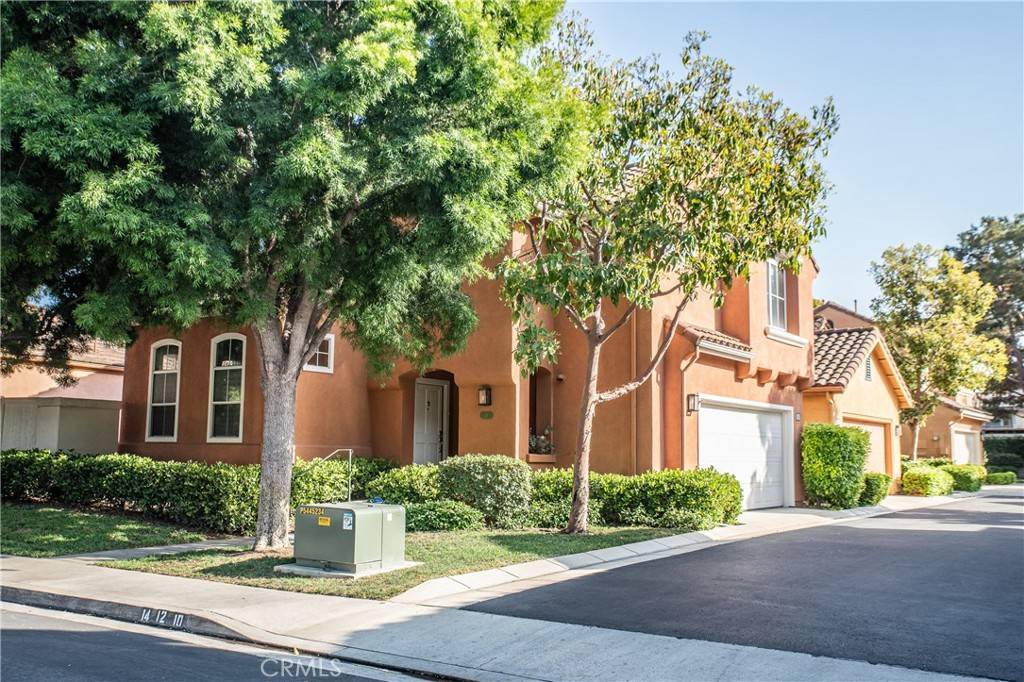 Irvine, CA 92606,14 Parthenia