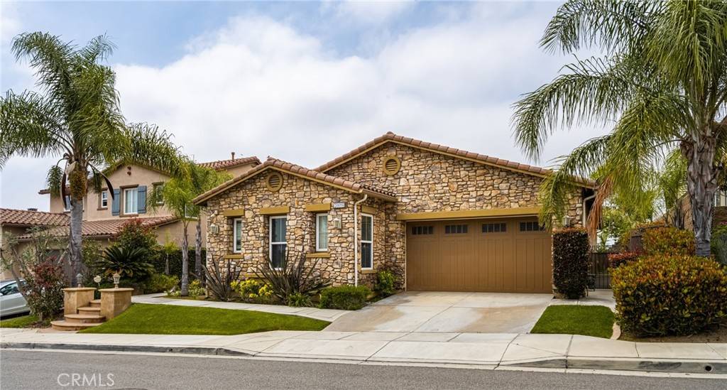 Yorba Linda, CA 92886,20098 Livorno LN