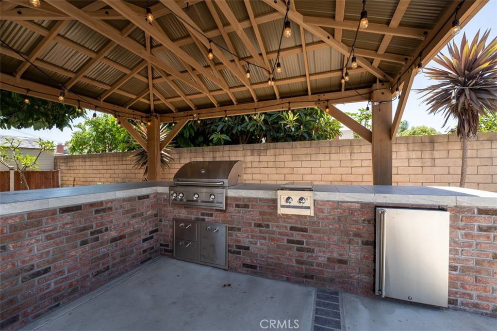 Orange, CA 92867,2230 E Athens AVE
