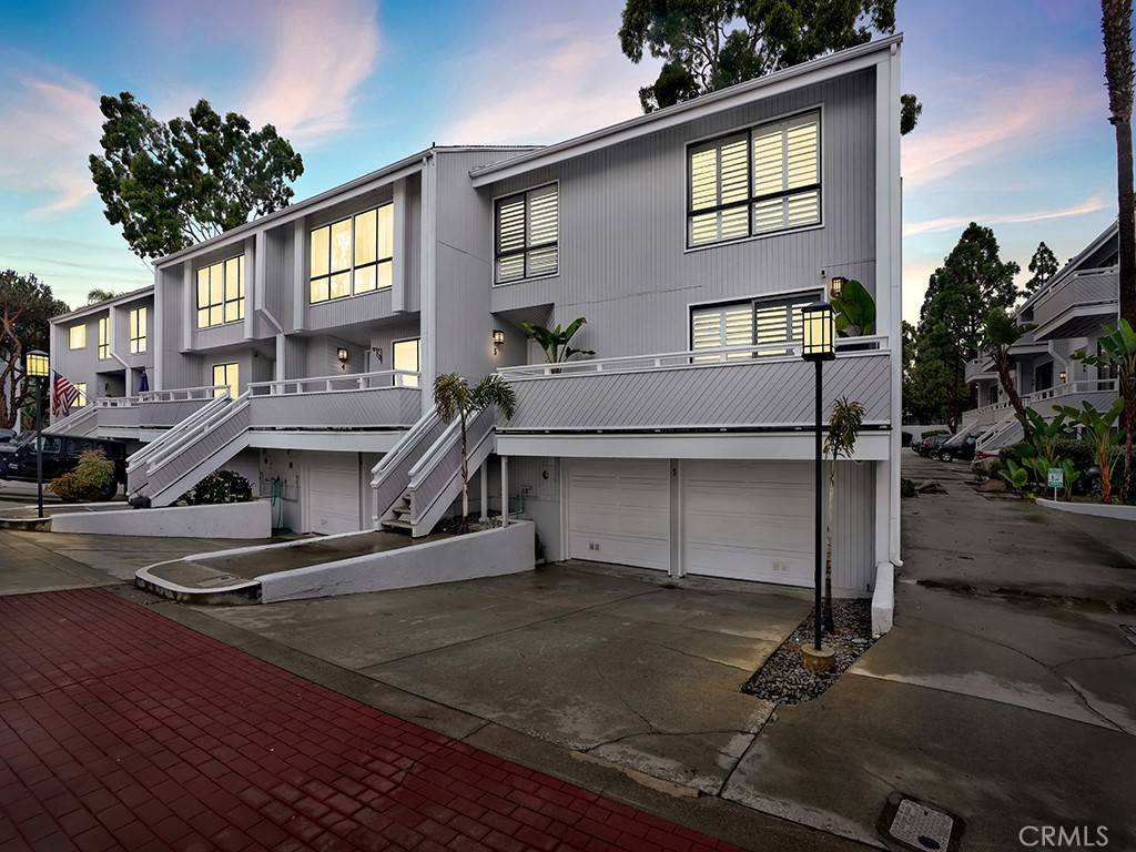 Newport Beach, CA 92663,5 Kialoa CT #99