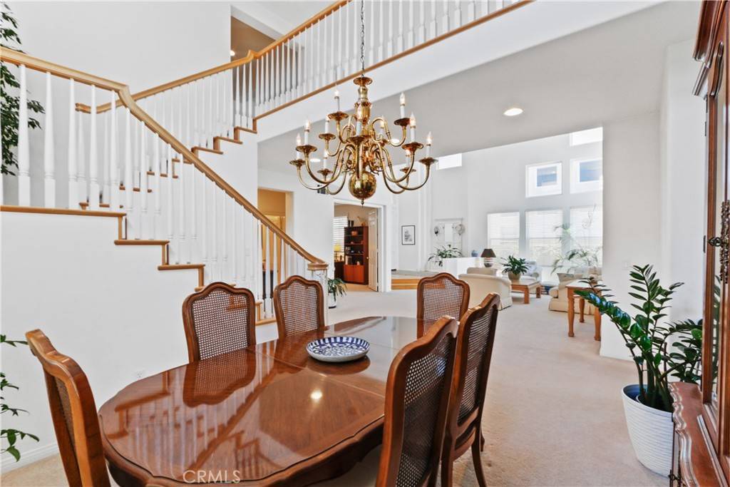 2590 Saratoga DR Fullerton, CA 92835