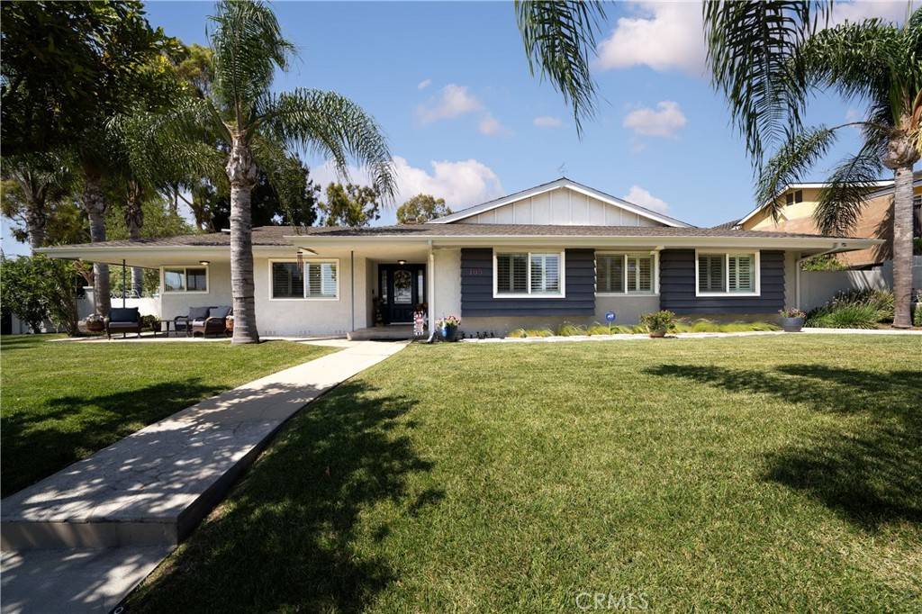 La Habra Heights, CA 90631,105 Eseverri LN