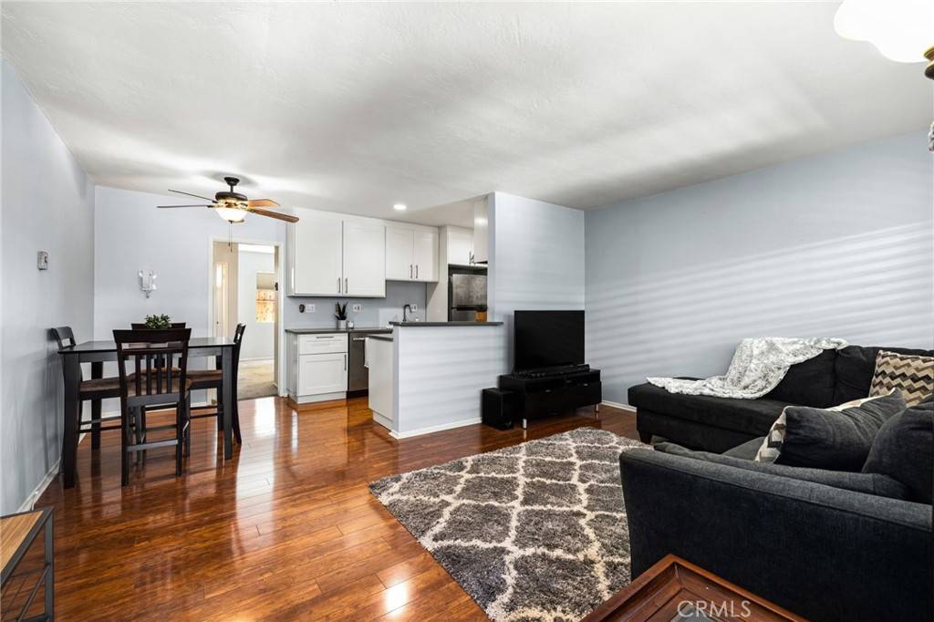 Long Beach, CA 90814,360 Gladys Avenue #2