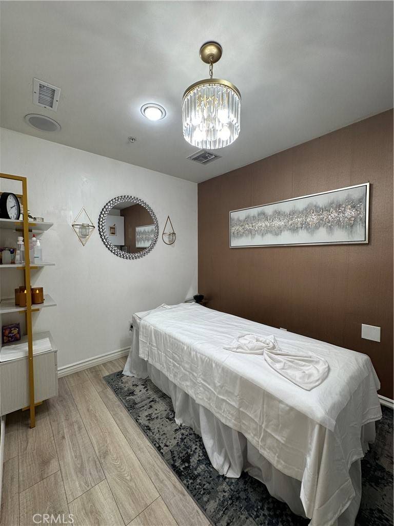 14001 Newport #F Tustin, CA 92780