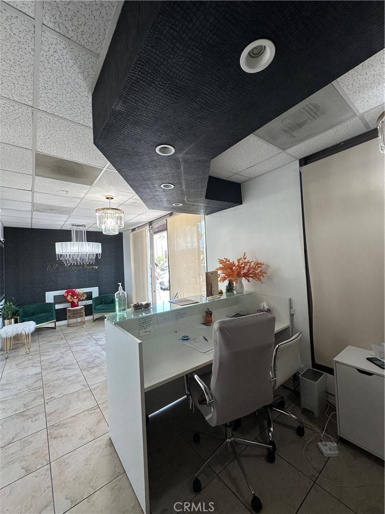 Tustin, CA 92780,14001 Newport #F