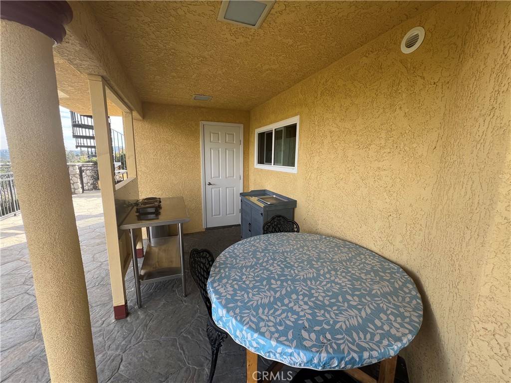 Hacienda Heights, CA 91745,2404 VIA CIELO