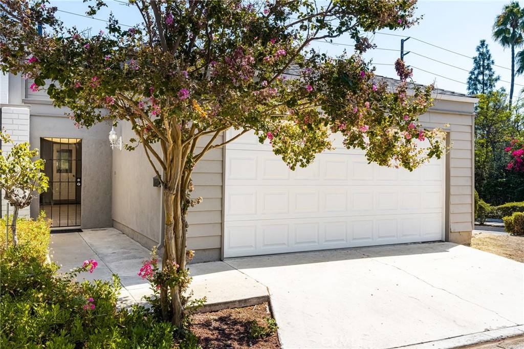 Yorba Linda, CA 92886,6782 Champagne CIR