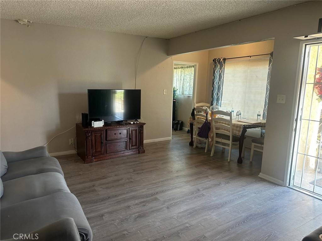 Colton, CA 92324,1605 Jantzen