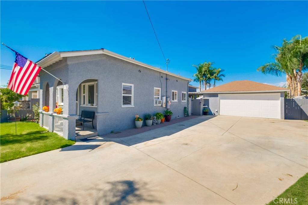 Bellflower, CA 90706,9243 Walnut ST