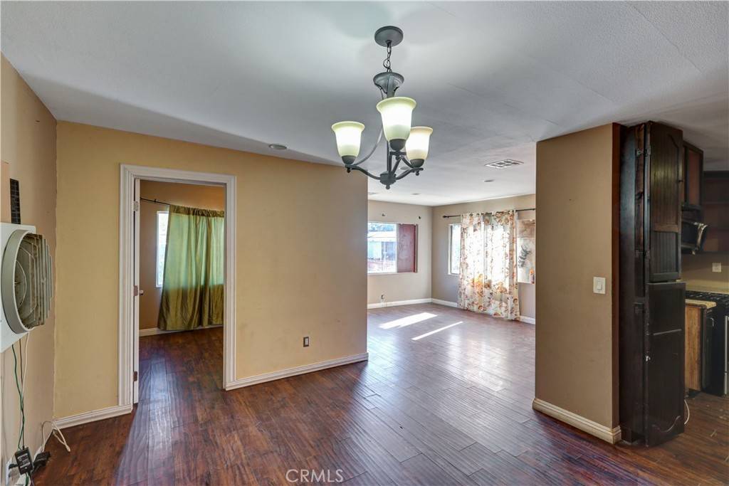 Eastvale, CA 91752,5800 Hamner #228