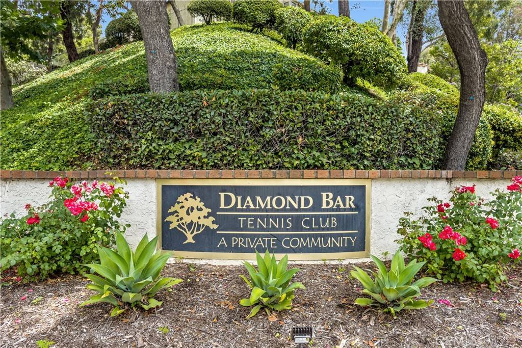 Diamond Bar, CA 91765,22852 Hilton Head DR #164