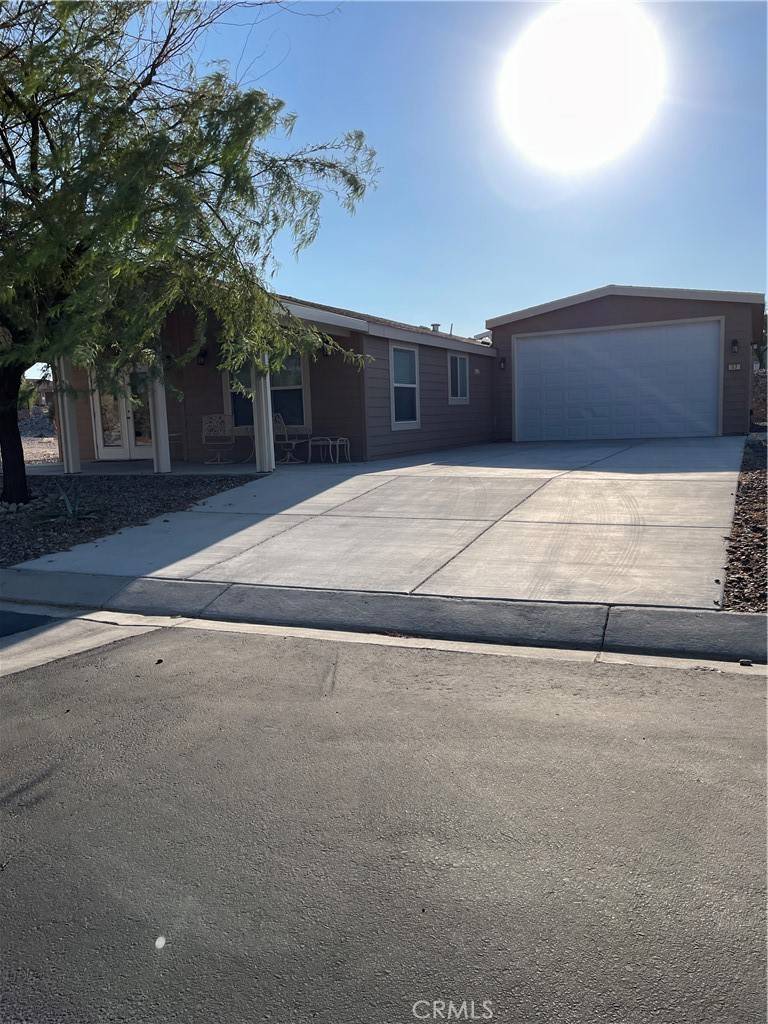 Needles, CA 92363,12600 Havasu Lake RD #57