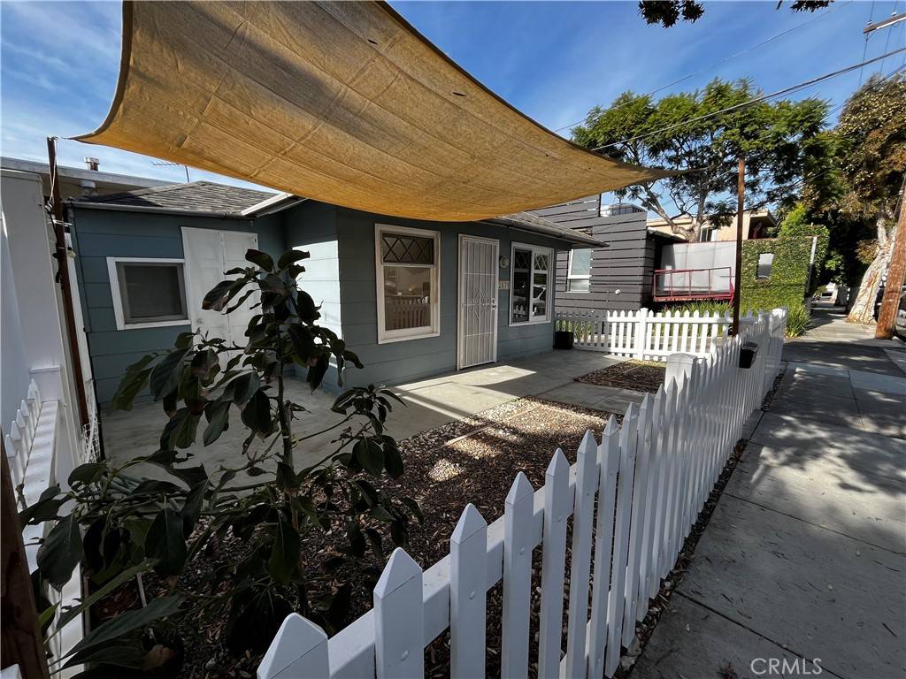 Santa Monica, CA 90405,2638 6th ST