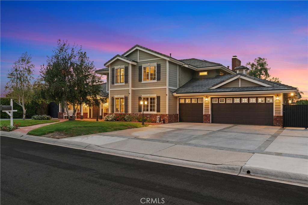 Yorba Linda, CA 92886,6081 Ridge WAY