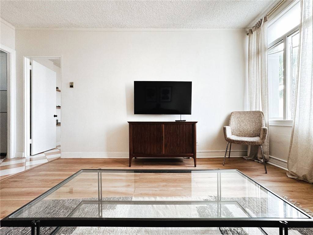 Long Beach, CA 90802,140 Linden AVE #516